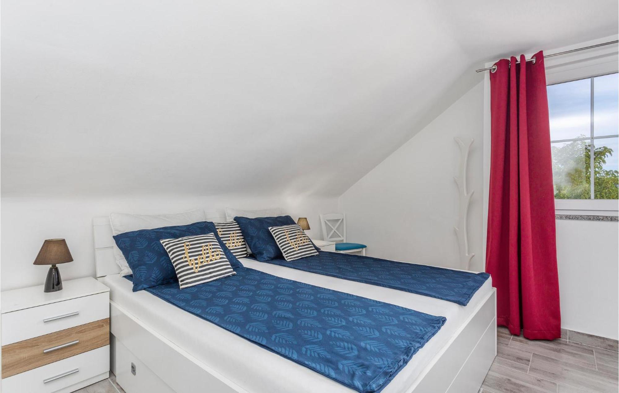 Nice Apartment In Krk With Wifi Risika Ngoại thất bức ảnh