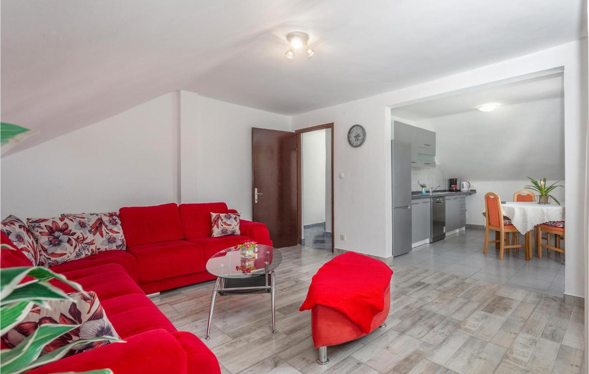 Nice Apartment In Krk With Wifi Risika Ngoại thất bức ảnh